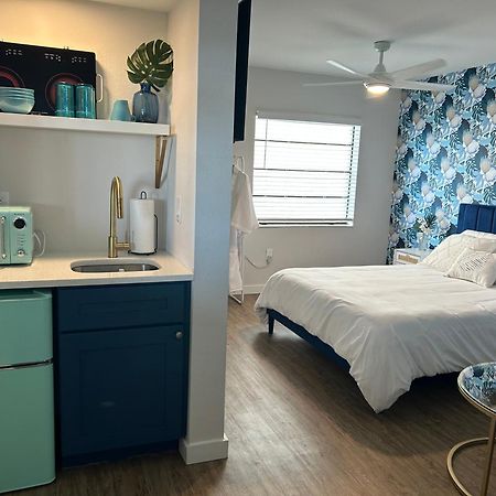 Sunburst Inn- Indian Shores Beach المظهر الخارجي الصورة